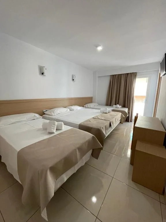 Habitación cuádruple — Casthotels Leblon