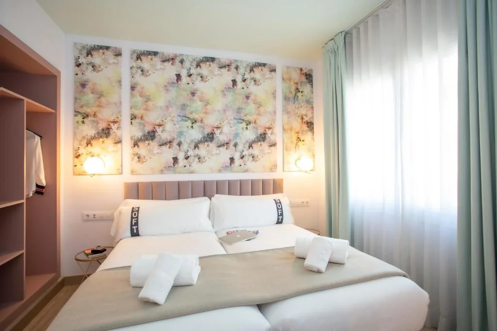 Habitación Doble - 2 camas — Casual Colours Barcelona by Casual Hoteles