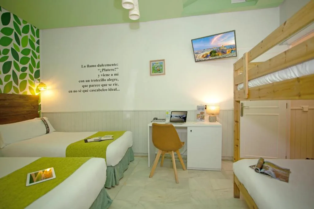 Vierbettzimmer — Casual de las Letras Sevilla by Casual Hoteles