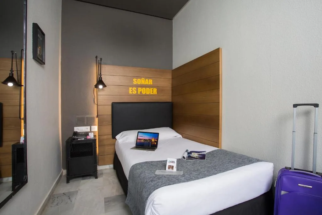 Einzelzimmer — Casual de las Letras Sevilla by Casual Hoteles