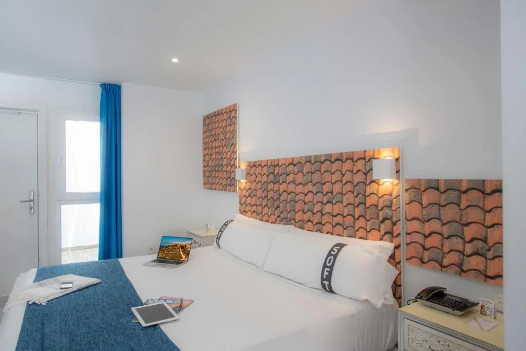 Habitación Doble Económica Interior — Casual del Mar Málaga by Casual Hoteles