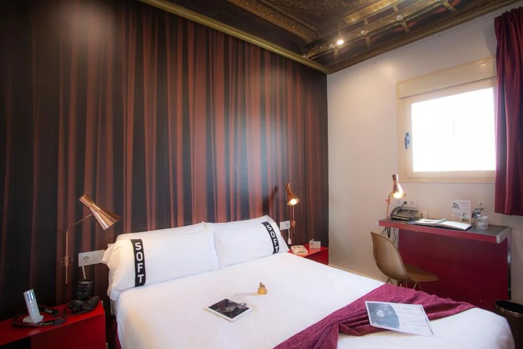 Habitación Doble Pequeña — Casual del Teatro Madrid by Casual Hoteles