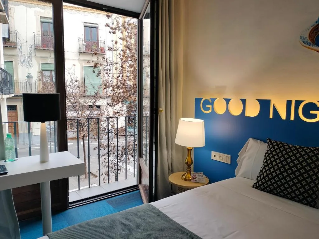 Camera familiare con balcone — Casual Ilbira Granada by Casual Hoteles