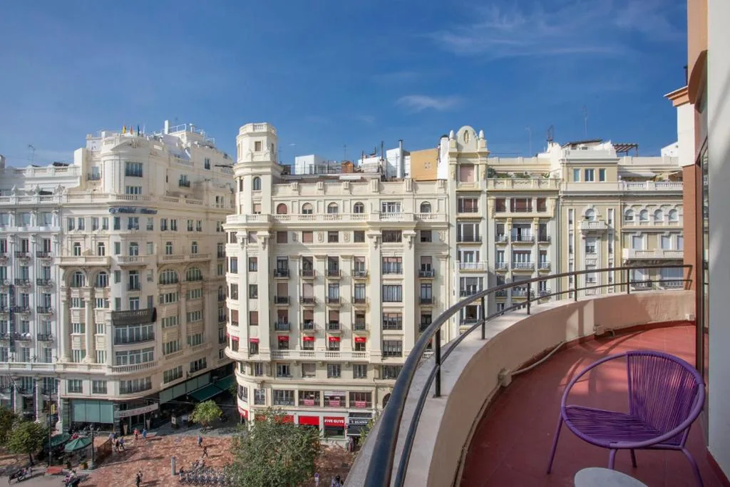 Chambre double avec terrasse — Casual Vintage Valencia by Casual Hoteles