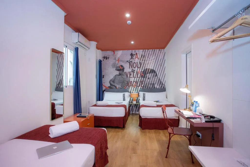 Chambre triple — Casual Vintage Valencia by Casual Hoteles