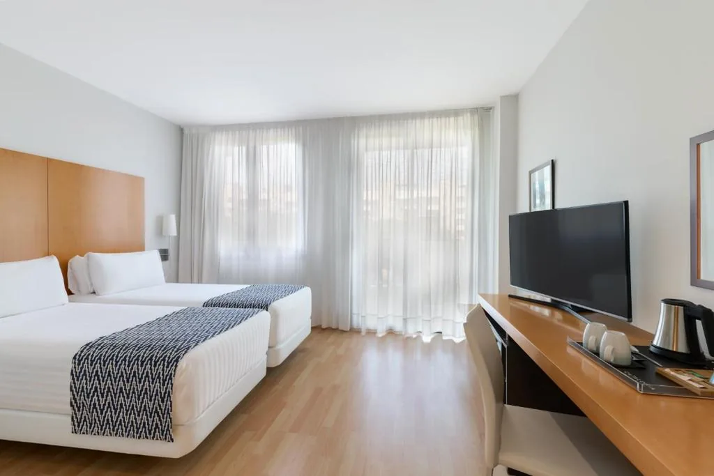 Habitación Doble con vistas al mar — Catalonia Barcelona Beach