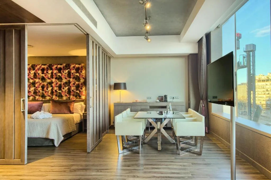 Suite Reloj — Catalonia Barcelona Plaza