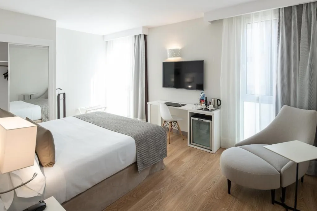 Superior-Doppelzimmer — Catalonia Bristol