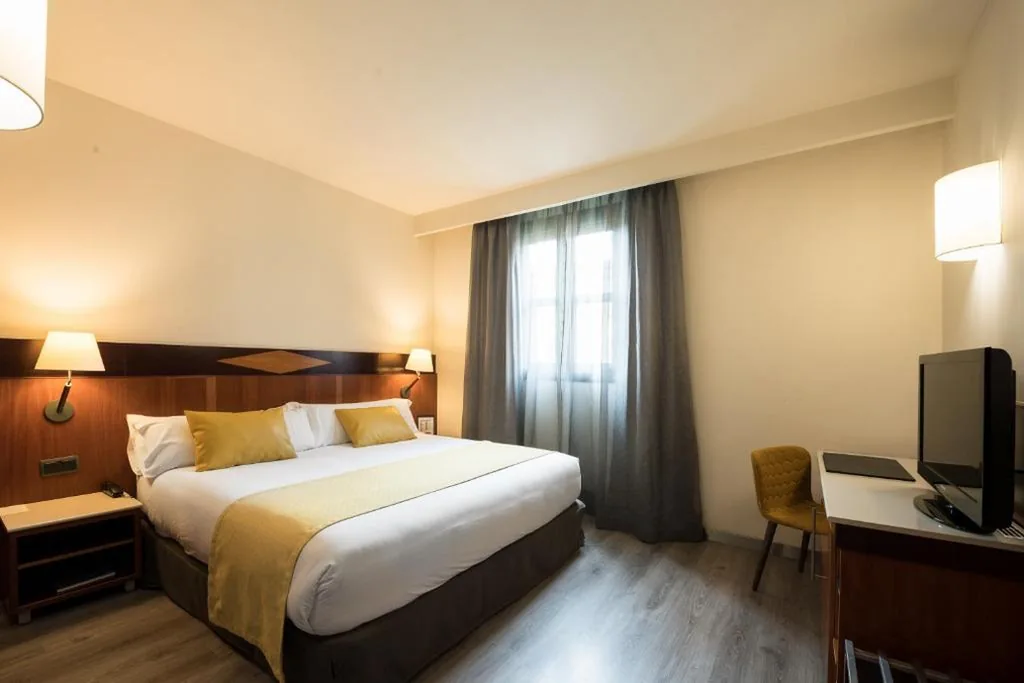 Quarto Duplo Standard - 1 ou 2 camas — Catalonia Eixample 1864
