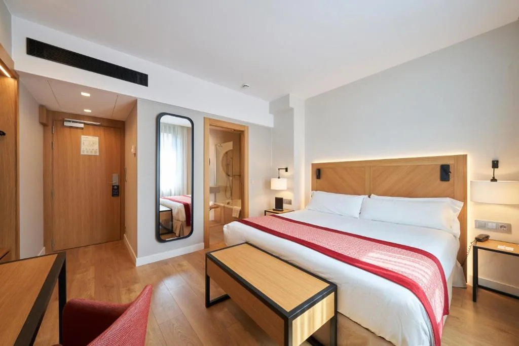 Quarto Duplo Premium — Catalonia Eixample 1864