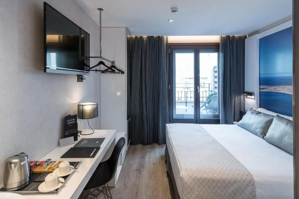 Quarto Duplo com terraço — Catalonia Gran Via BCN