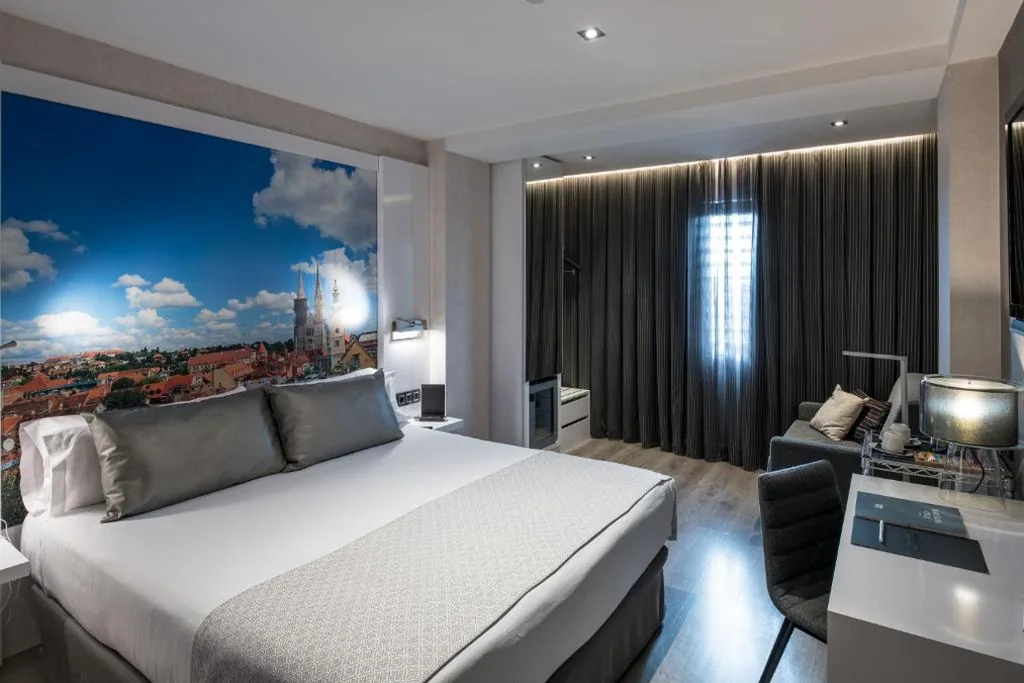 Quarto Duplo Superior — Catalonia Gran Via BCN