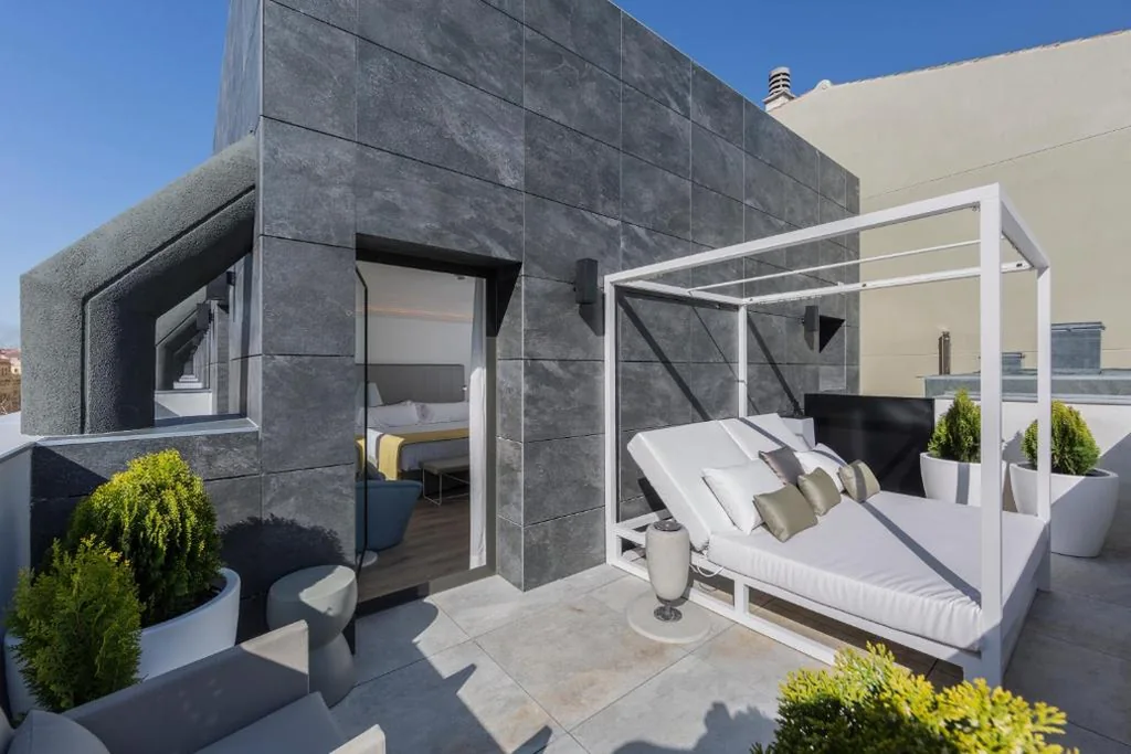 Quarto Duplo Superior com terraço — Catalonia Granada