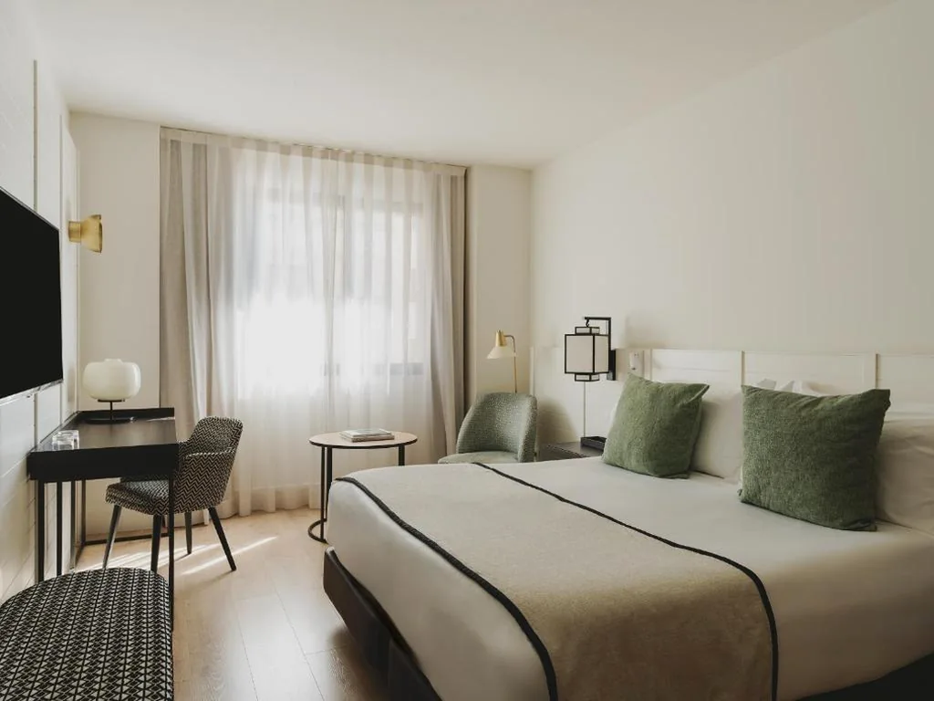 Habitación Urbana — Catalonia Molina Lario