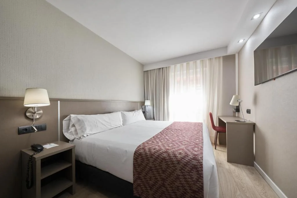 Quarto Duplo Premium — Catalonia Park Güell