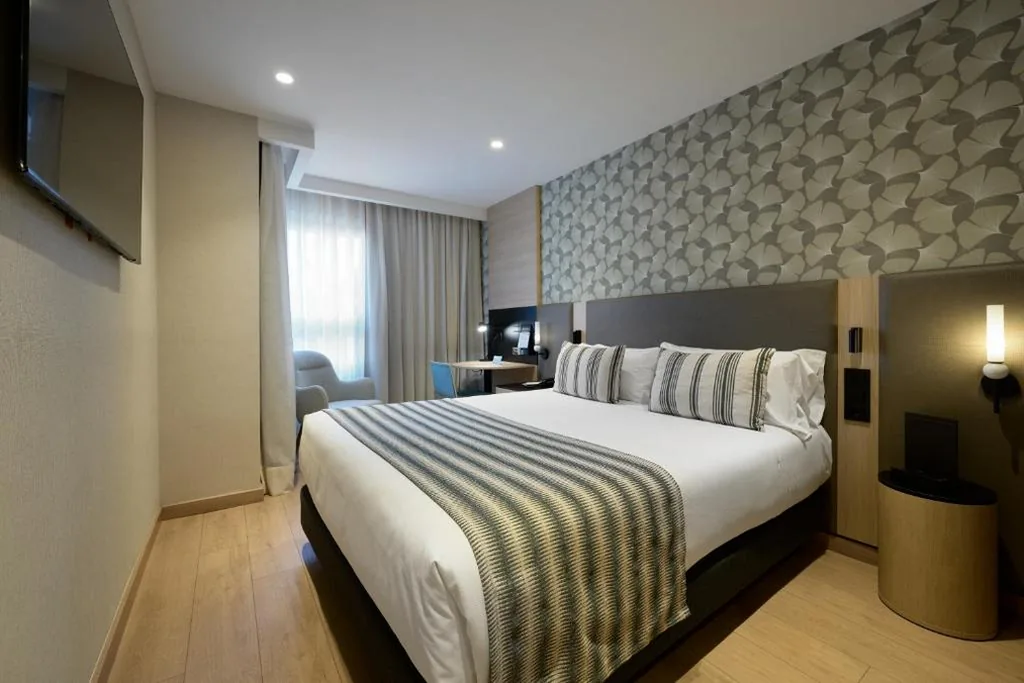 Quarto Premium Deluxe — Catalonia Park Güell
