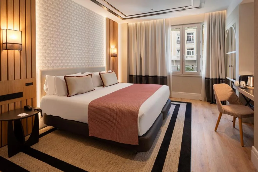 Suite — Catalonia Plaza España Hotel & Spa