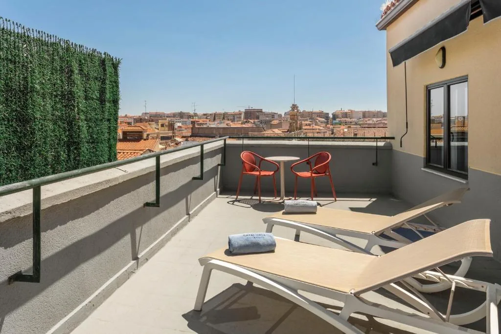 Superior-Doppelzimmer mit Terrasse – 1 oder 2 Betten — Catalonia Plaza Mayor Salamanca