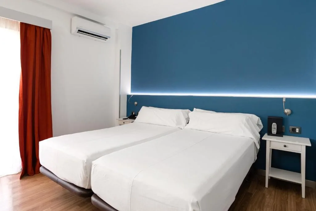 Quarto Familiar Premium — Catalonia Punta del Rey