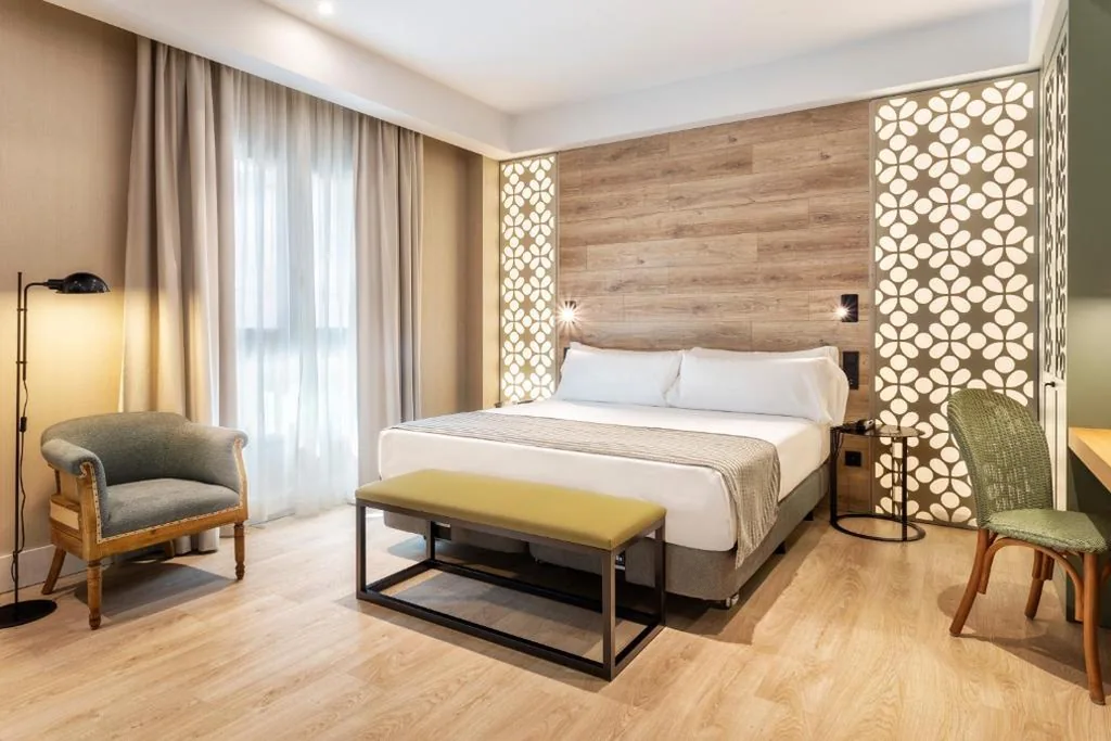 Quarto Duplo Deluxe com acesso ao spa - 1 ou 2 camas — Catalonia Santa Justa