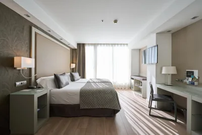 Catalonia Square 4* Sup — photo 11