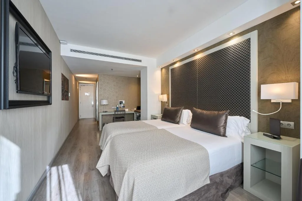 Double Room - 1 or 2 Beds — Catalonia Square 4* Sup