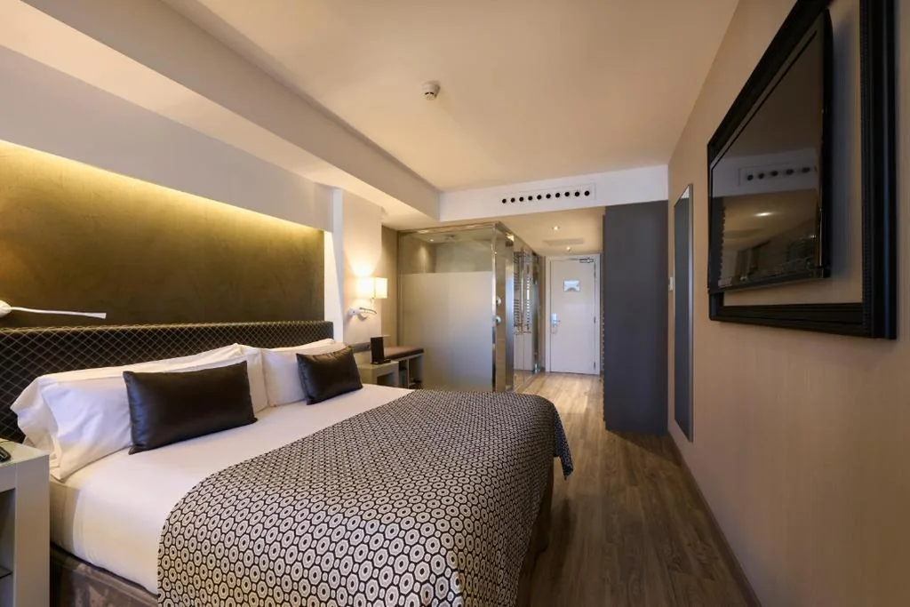 Junior Suite — Catalonia Square 4* Sup