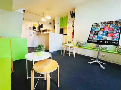 Central and Basic Universitat for YOUNG HOSTEL — Foto 8