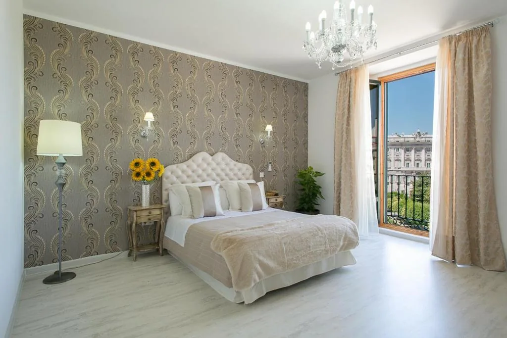 Double Room with Panoramic Views — Central Palace Madrid