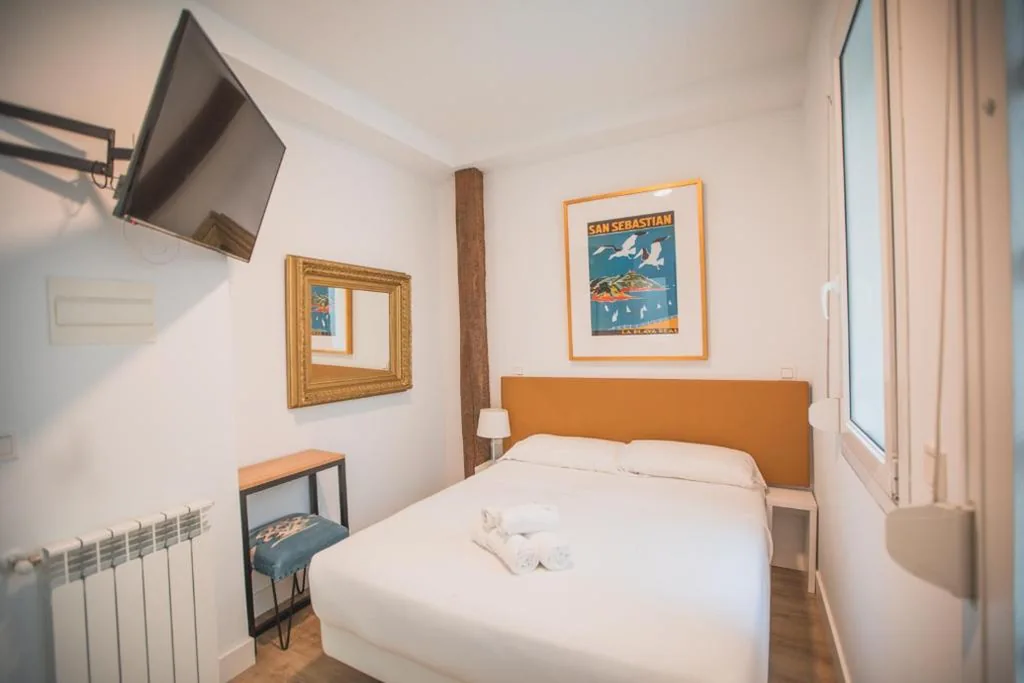 Doppelzimmer — Central Roomss