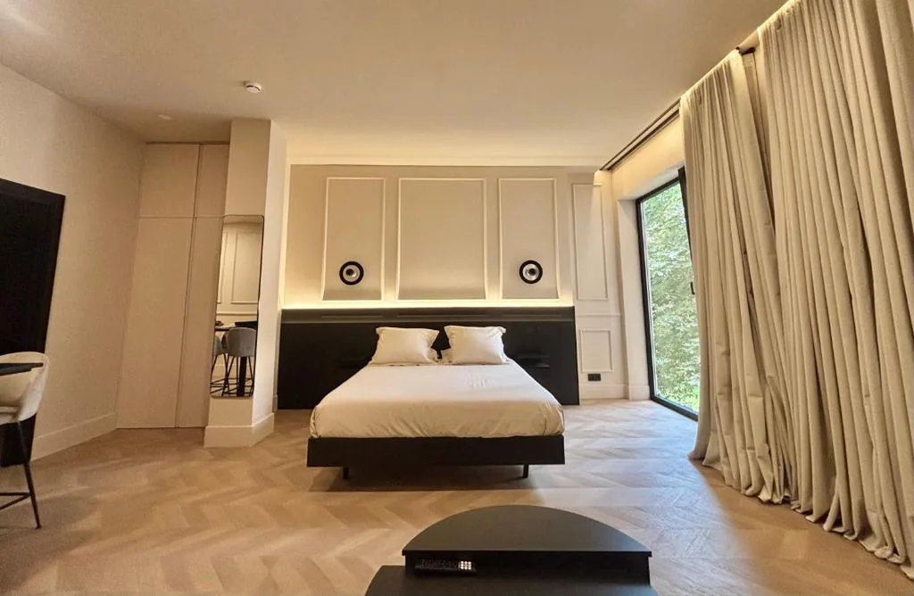 プレミアム4人部屋 — Central Suites Santander