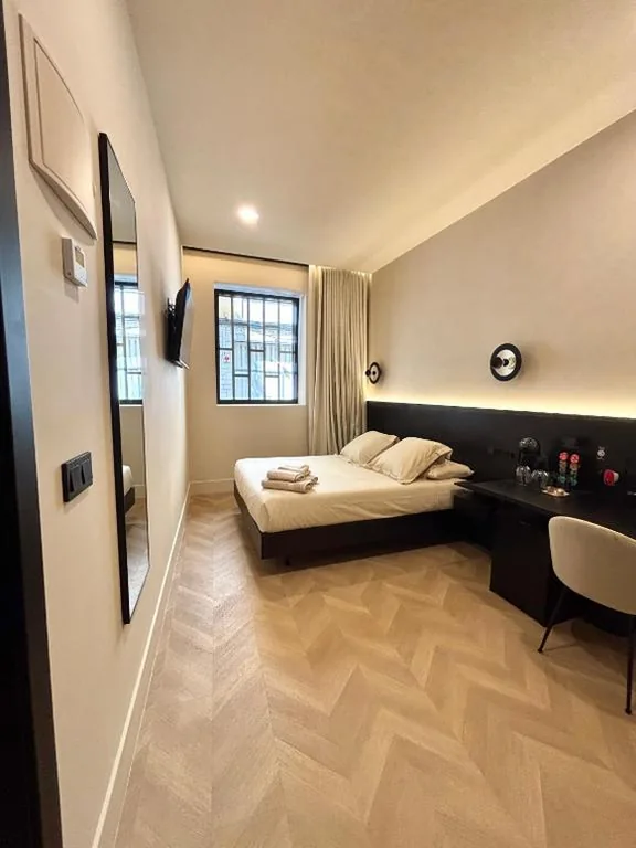 ダブルルーム — Central Suites Santander