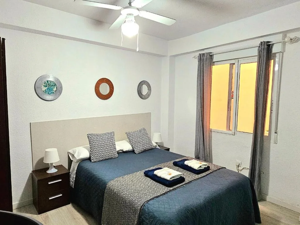 Chambre double avec salle de bains commune — Centric Rooms Mercado