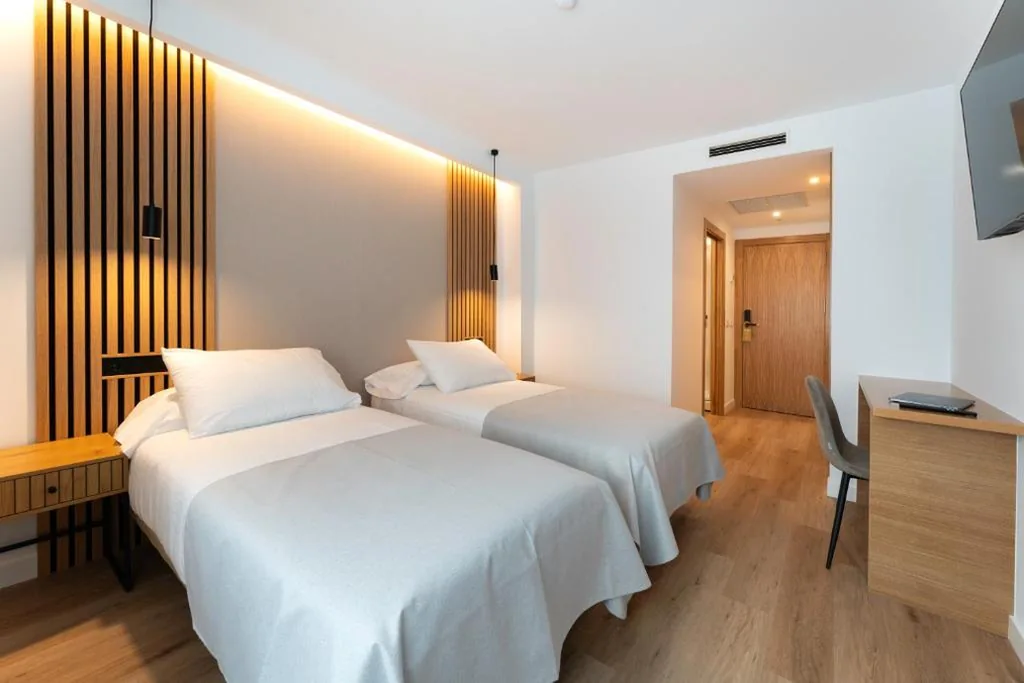 Superior-Doppelzimmer mit 2 Einzelbetten und Stadtblick — Centrotel Zamora