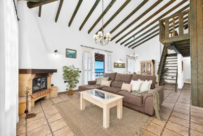 CERCADO DEL MEDIO, CHALET con PISCINA PRIVADA — foto 6