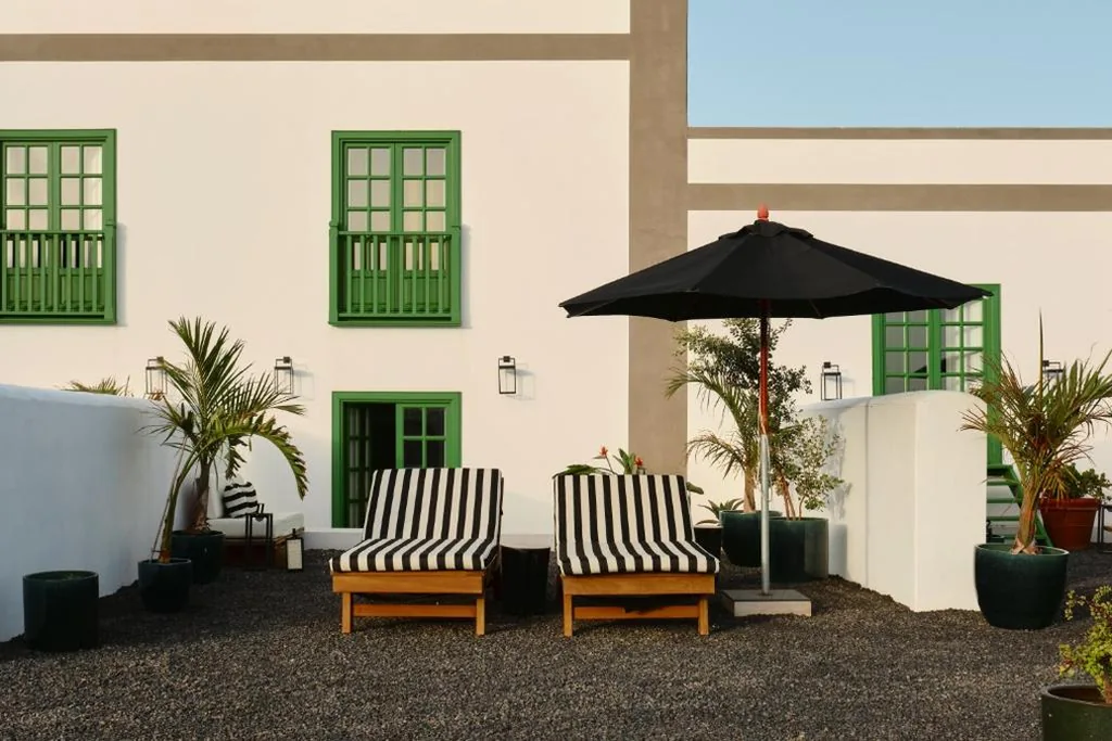 Deluxe-Doppelzimmer mit Balkon und Meerblick — César Lanzarote Luxury Boutique Hotel - Adults Only
