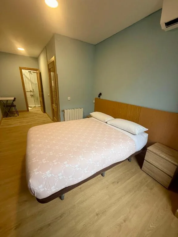 Habitación Doble con baño privado — CH Casillas