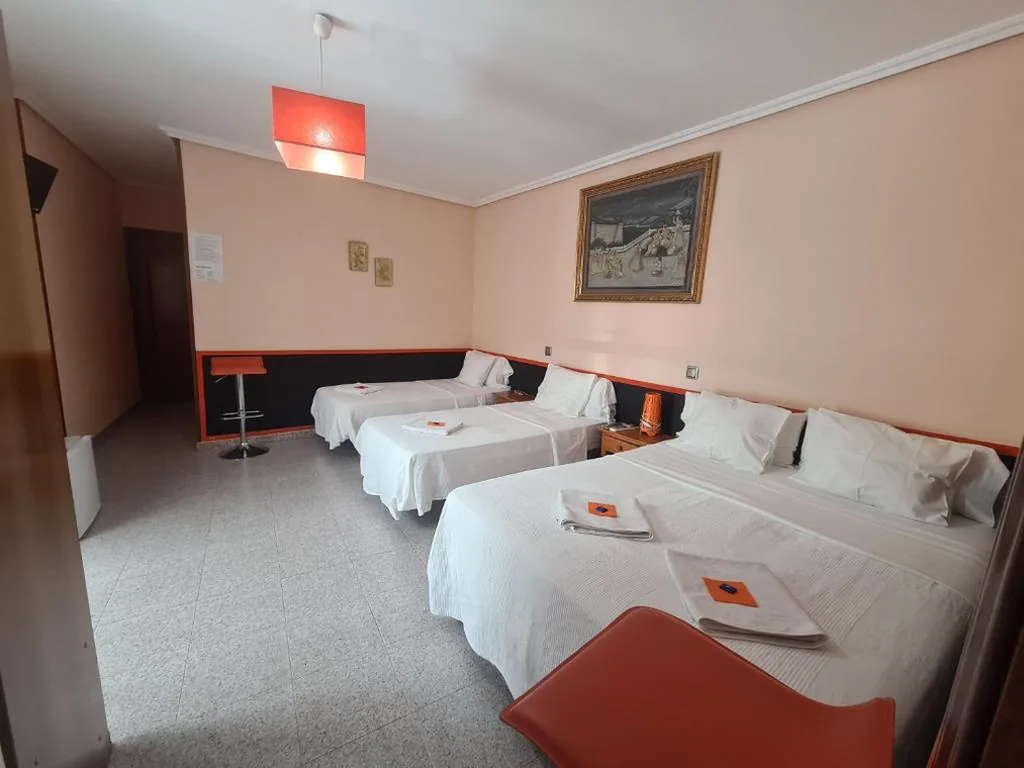 Vierbettzimmer — CH Chelo