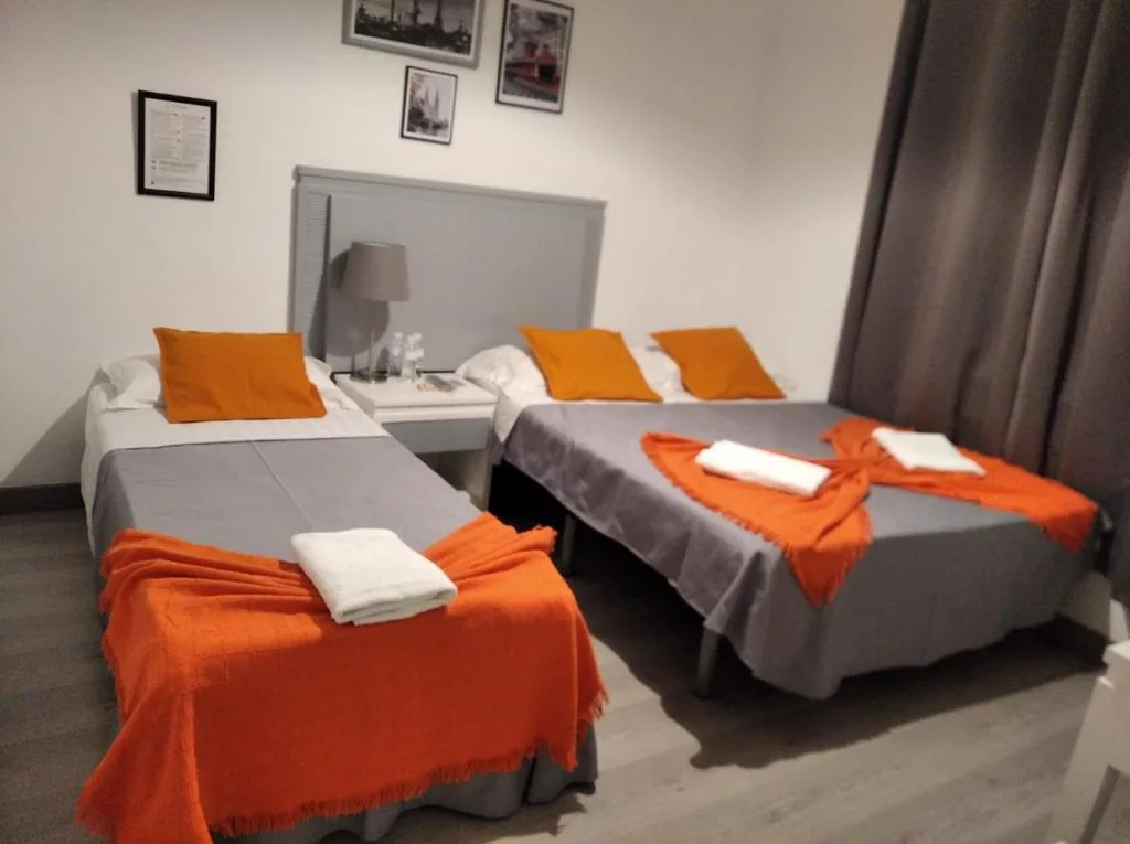 Habitación Doble con cama supletoria — CH Lumiere