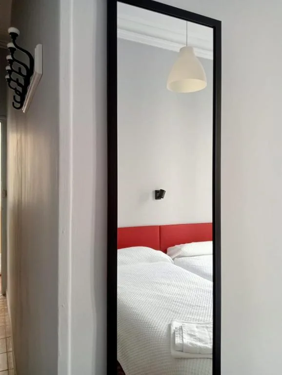Standard-Doppelzimmer mit Gemeinschaftsbad — CH Yolanda