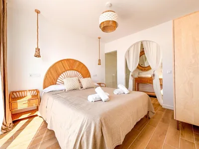Chakra House Fuerteventura - Private Rooms in a Shared Boutique Guesthouse — foto 12