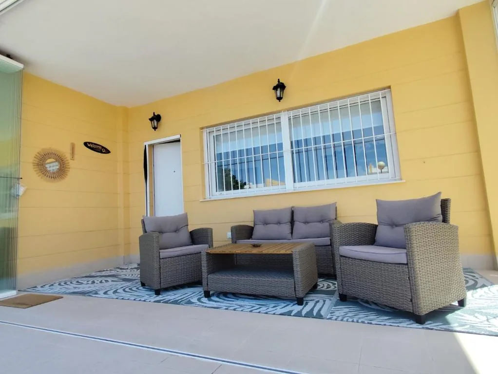 Haus mit 2 Schlafzimmern — Chalet adosado acogedor Busot