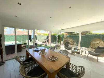 Chalet Afrika con Jacuzzi — foto 4