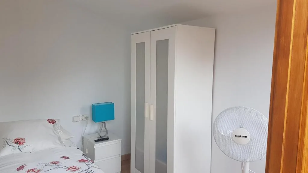 Maison de campagne avec salle de bains commune — Chalet Anagato