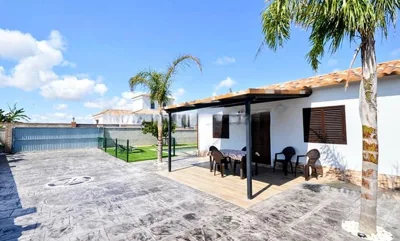 Chalet con encanto en Conil SOLO FAMILIAS Y PAREJAS — foto 3