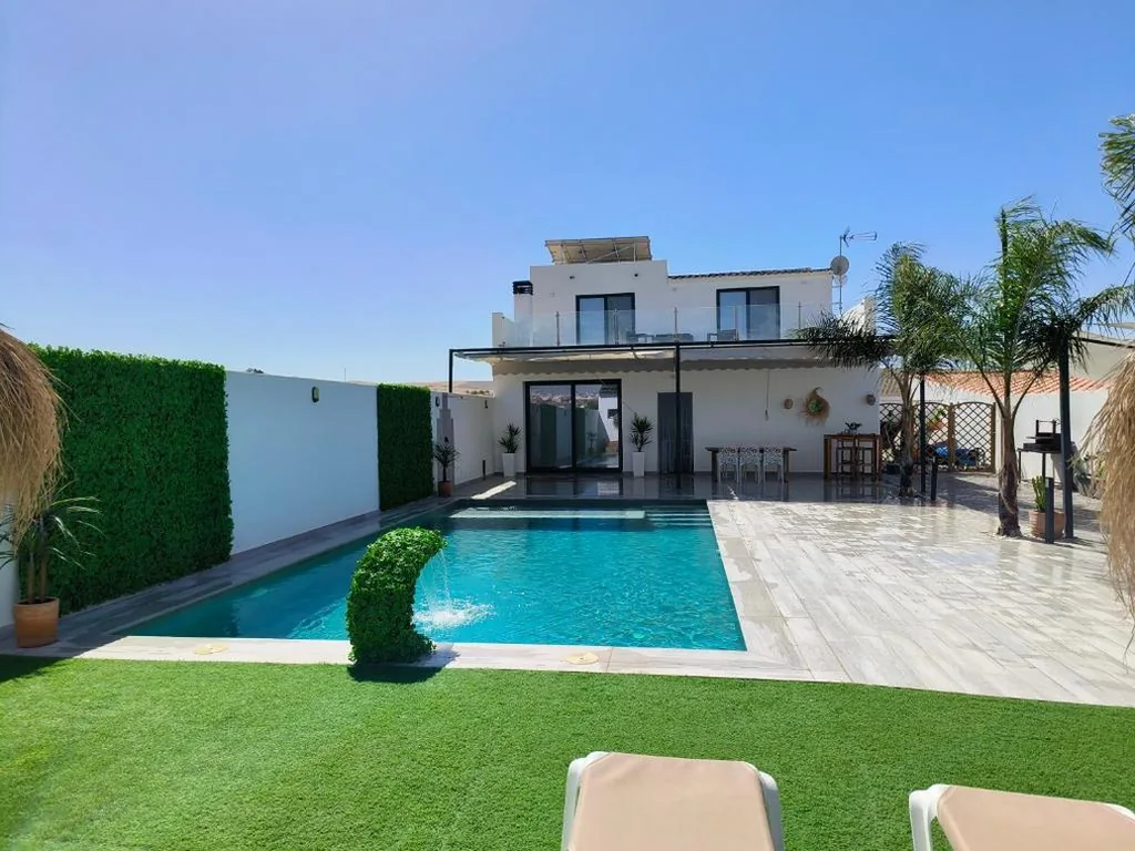 四卧室住宅 — Chalet en Montellano (Sevilla)