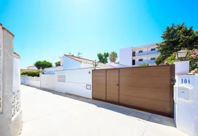 Chalet en Puerto Marina — Foto 9