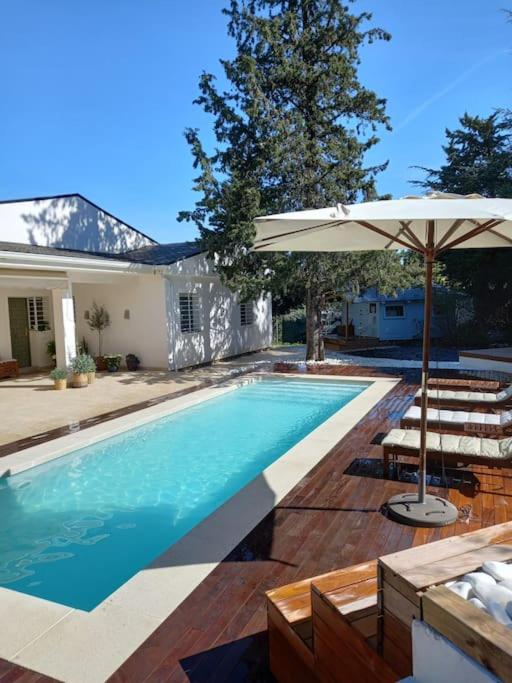 Chalet familiar con piscina
