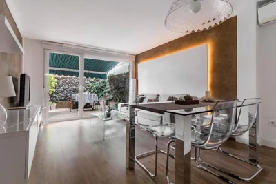 Chalet independiente de Diseño con Patio Privado — 写真 2