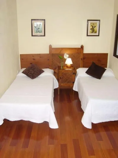 CHALET PRIVADO, PISCINA, WIFI AL MEJOR PRECIO — Foto 2